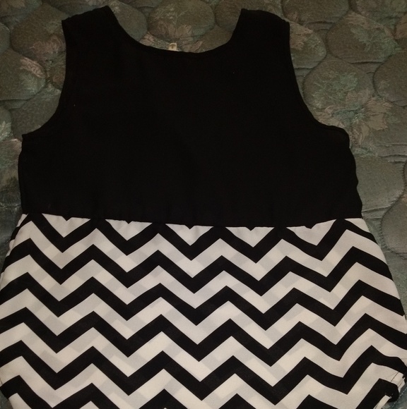 Top - Picture 3 of 3